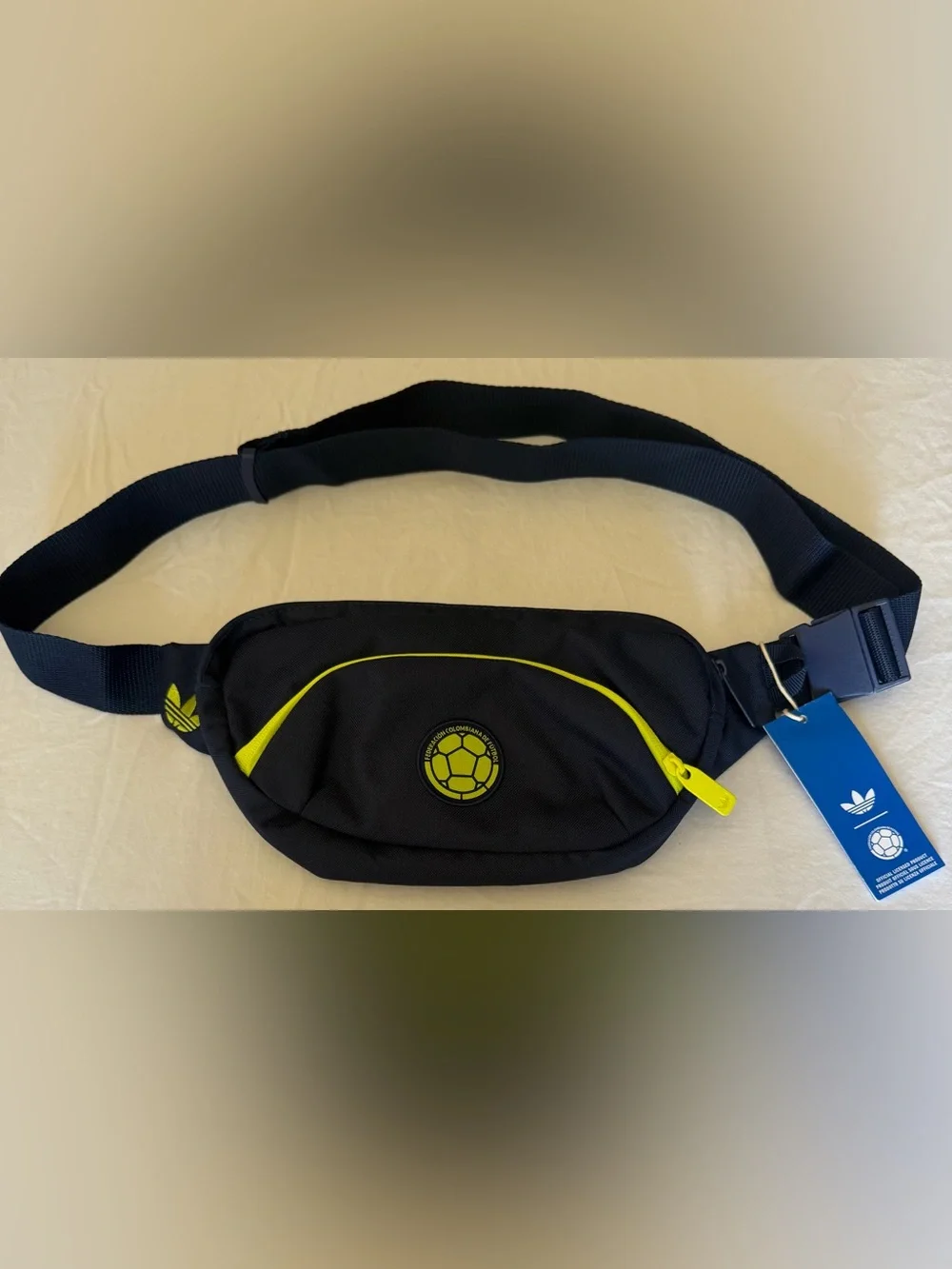 Adidas Columbia National Team World Cup 2026 Fanny Pack Waist Bag KD8511 Adult